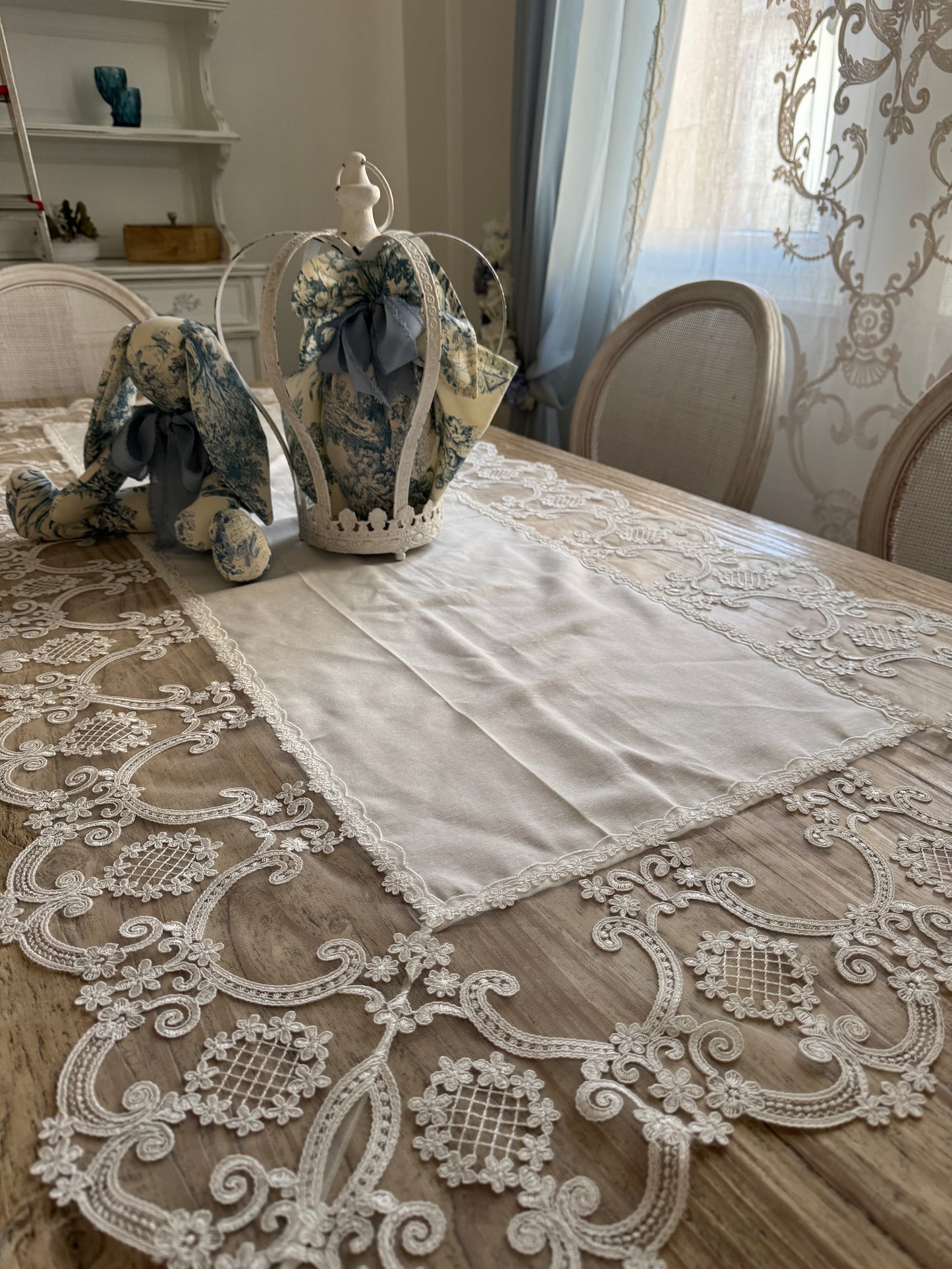 Runner lino e pizzo