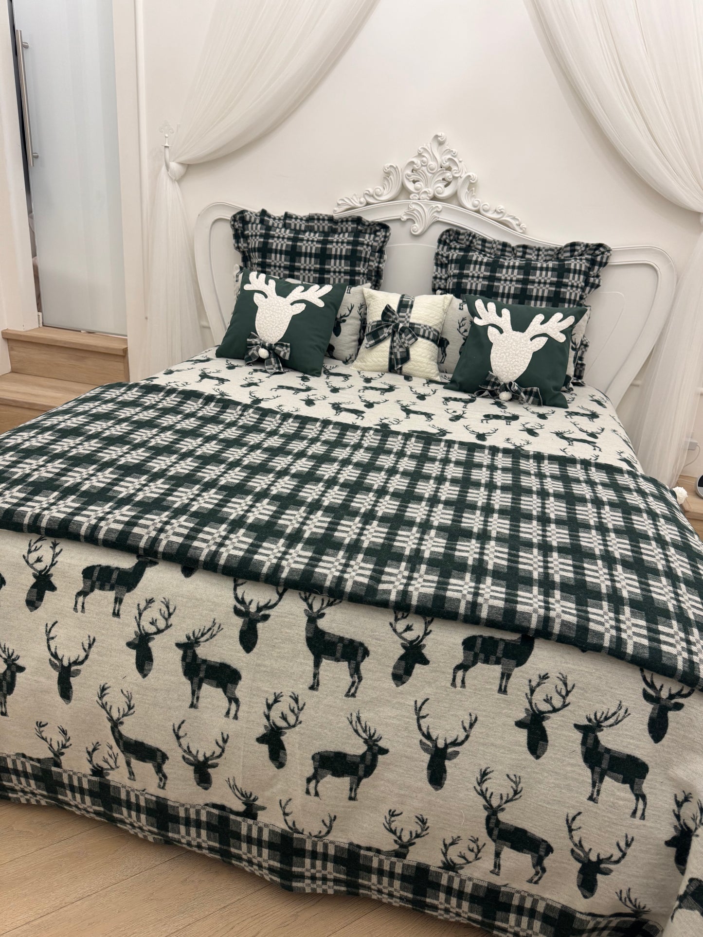 Coordinato Natalizio in Lana Scozzese Verde – Completo Letto & Arredo